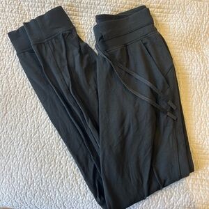 lululemon joggers
